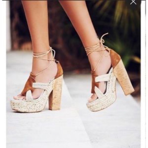 NEW!Free People high Society lace up. Euro sizes - Picture 2 of 8